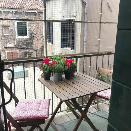 Santo Stefano Balcony Apartmán